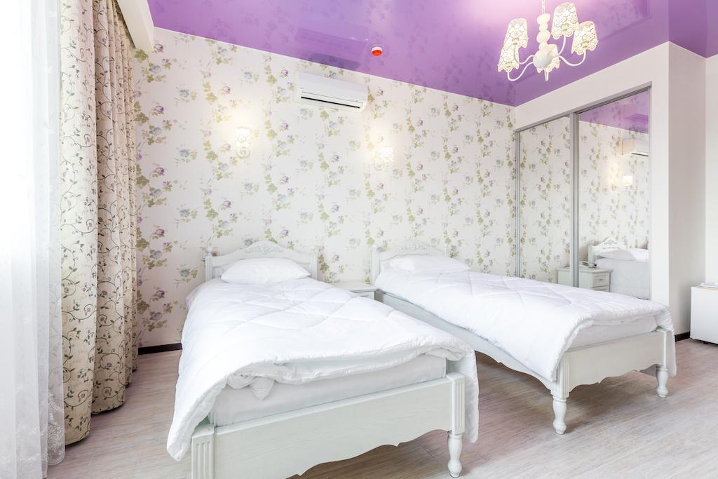 Hotel Premier Kamianske Chambre photo