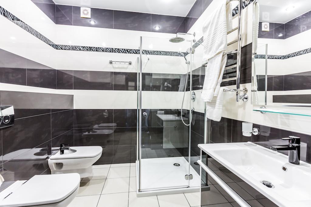 Hotel Premier Kamianske Chambre photo